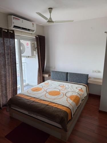 1BHK Flat 5 mint Away from CIAL with Pool Facility — other in Transit suites by greendotcare 3 rd Floor AA (3 AA), Chewarra India, 683589