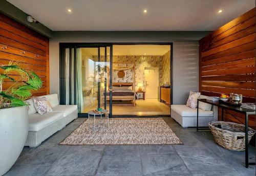 Luxury Couples Suite Ocean view Sunset Terrace - image 6