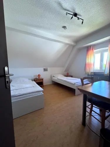 W&P Living Zi 4 Bräustüble FeWo 2 2OG r in Buttenwiesen, Deutschland