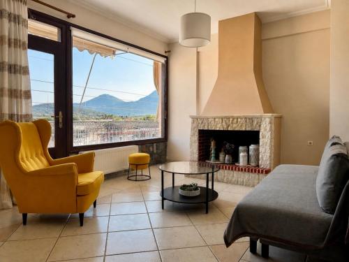 周邊環境, Lemon & Light Bright Apartment with View and Fireplace in 奧伊卡里阿