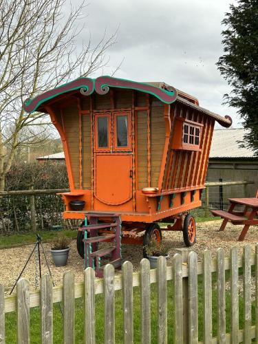 Stonehenge Campsite & Glamping 5