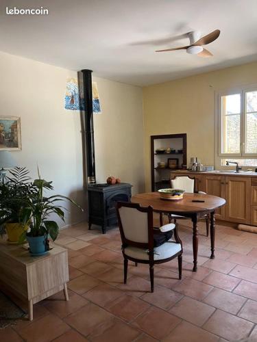 Le MAZET - GÎTE - Location saisonnière - Sommières