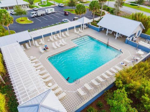 Pet-Friendly Home w/ Patio in The Villages in Wildwood