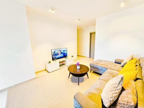 Inviting 3BR Flat w terraces&parking included – khách sạn tại Hamm
