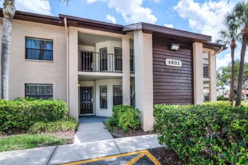 4601 W 46th Street court in Bradenton, USA