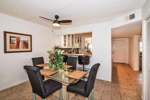 4601 W 46th Street court in Bradenton, USA