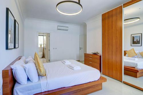 The Mediterranean Pearl - 6th Floor - By Haven and Keys Malta - image 2