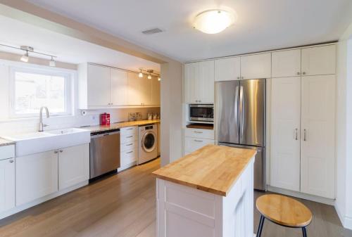 Whispering Swan Bay Haven in Quinte West (ON)