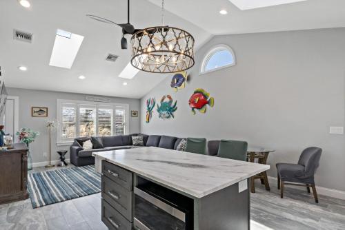 Point Judith Coastal Retreat - main image