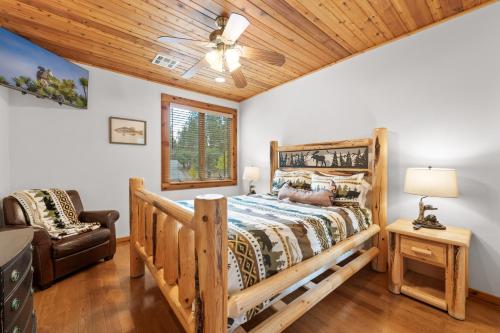 Casa De Oso Lakefront - Make memories at this stunning home! Billiards & Cinema room in Big Bear Lake, USA