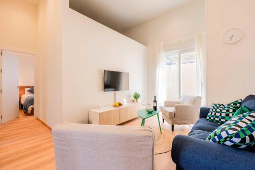 Cozy Ground-Floor 2BR Steps from Playa Mar Beach