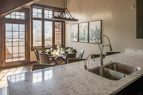 Alpenglow Condo 26A in Big Sky, USA