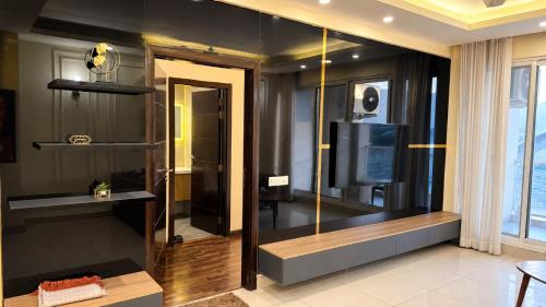 Luxury 2BR with Centaurus View & Balcony Elysium Tower - image 8