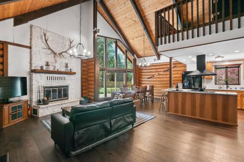 The Fernwood in Mt Hood Village (OR)