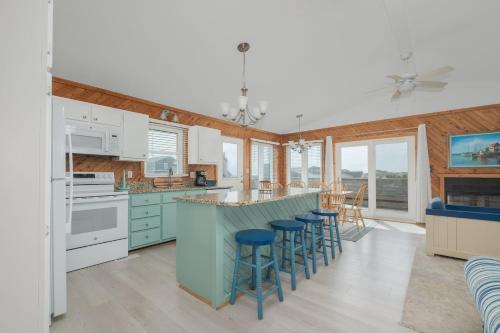6004 - Atlantic Oasis - image 5