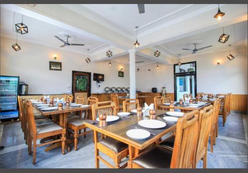 Hotel Maya Regency photo 3
