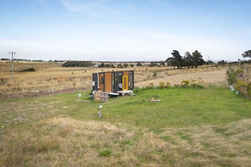 Tiny Regen Farm Stay by Tiny Away in Allendale