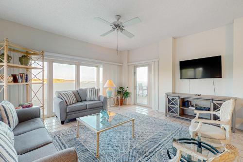 TOPS'L Beach Manor 401, Destin