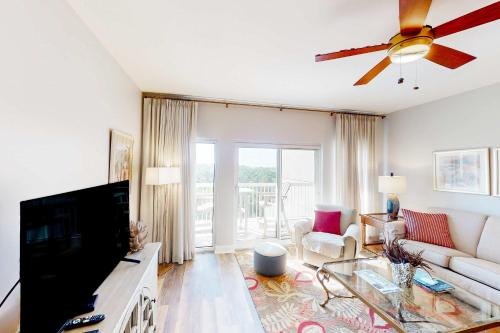 TOPS'L Summit 501, Destin