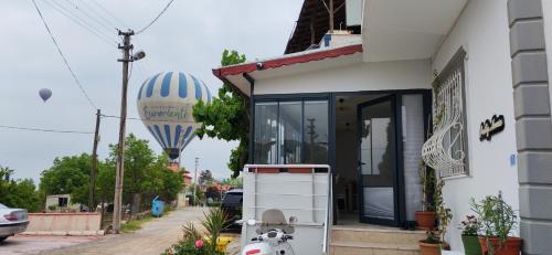 PRETTY HOUSE - Akkent