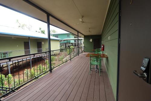 Tuhava Town Resort in พอร์ตมอร์สบี