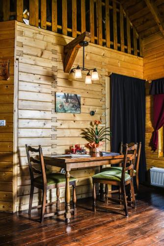 Удобства, The Little Mountain Cabin in Turnu Ruieni