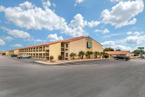 Quality Inn San Angelo - image 36