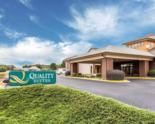 Quality Suites Hickory South in Hickory, USA