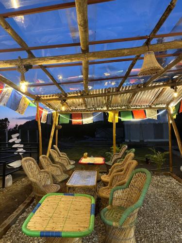 Sari Highlands chopta Offbeat campsite in Duggal Bittha