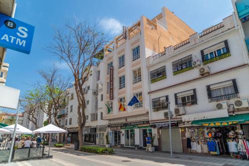 Ella Torremolinos Centro
