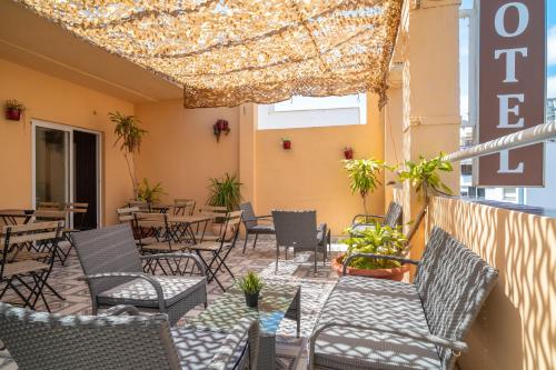 Hotel Sanz - image 13