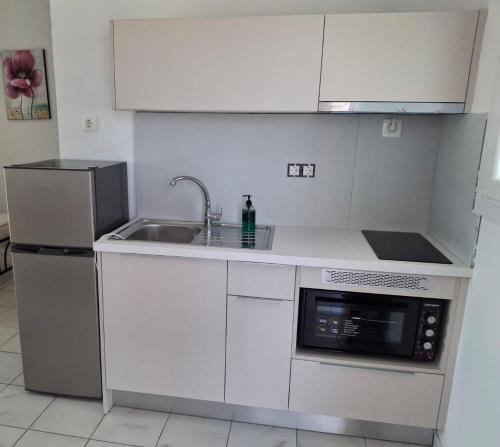 Gorgona apartments & studios 5