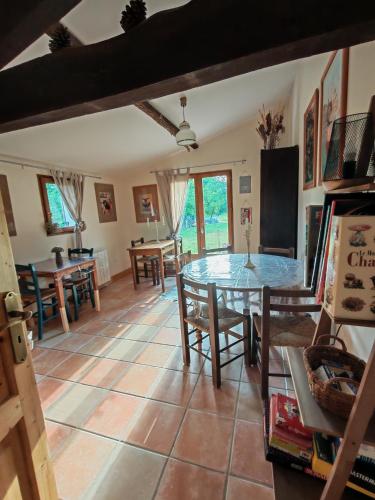 Chambres d' Hôtes des Glands ' heures (Chambres d' Hotes des Glands ' heures) in Saint-Martin-De-Gurson