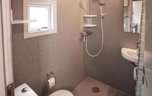 Bathroom, Nice Apartment In Farsø With Heated Swimming Pool in Ertebolle