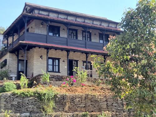 Peace Dragon Retreat - Hillside Escape near World Peace Pagoda – khách sạn tại Pumdi Bhumdi