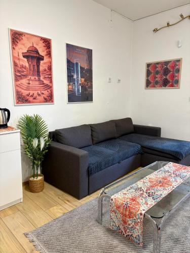 Old Town Central Loft 23