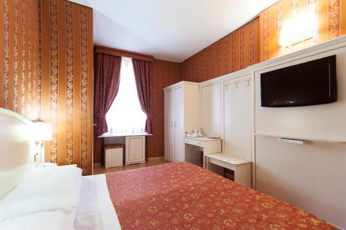 Trevi 41 Hotel - image 8