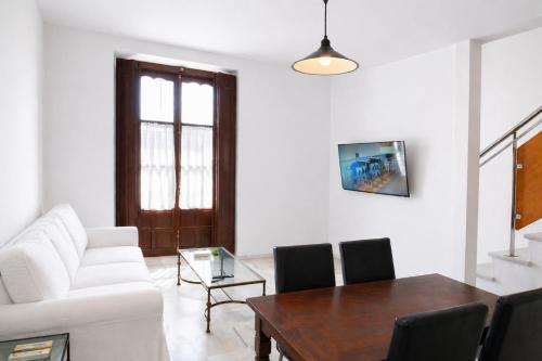 Apartamentos Larga 70 in El Puerto de Santa Maria Center