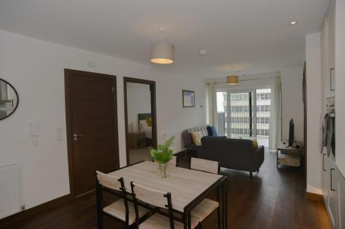 Central Southend,2-Bedroom Flat, Seaview & Parking – khách sạn tại Victoria