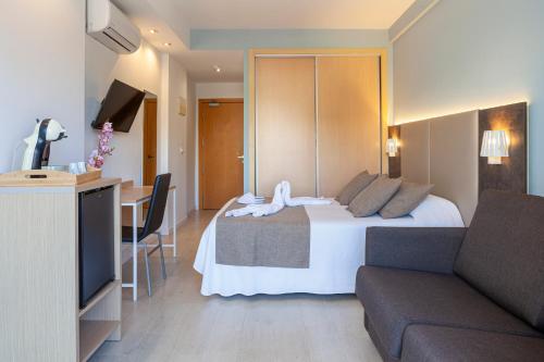 Hotel Golden - image 33