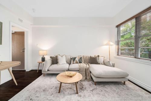 Boutique Apartment in Elizabeth Bay - image 4