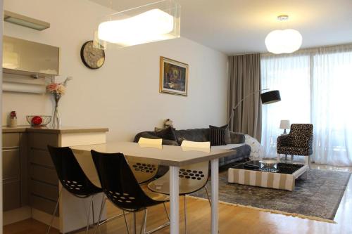 TWO bedroom Budva LUX Apartment 1