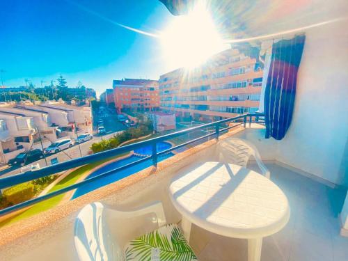 Flat 5 minutos from beach w pool view!