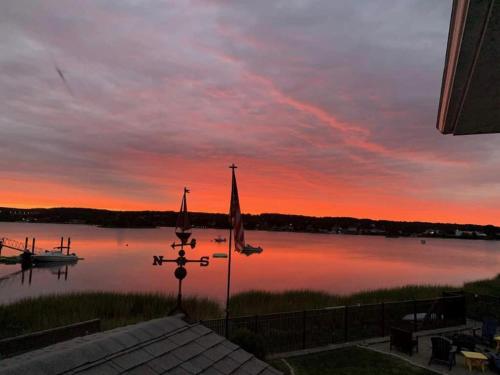 Sunrise Cove in Portsmouth (RI)