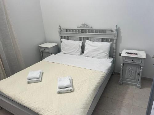 Kelenis Apartments - image 16