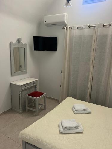 Kelenis Apartments - image 22