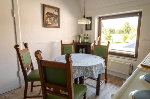 Wunderschönes Cottage zwischen Schieren- and Westensee (Wunderschones Cottage zwischen Schieren- and Westensee) in Grevenkrug