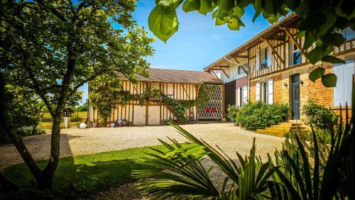 Viesnīcas āriene, L'Aube du Lac in Drosnay