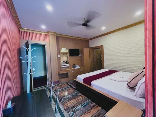 View, Hotel Aanandalok in Birtamode