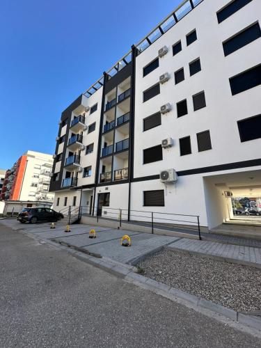 Veles in Banja Koviljaca